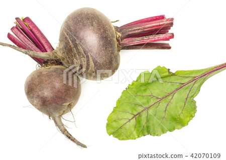 Fresh raw red beetroot isolated on white Fresh raw red beetroot isolated on white 42070109