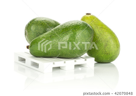 fresh Raw smooth avocado isolated on white 42070848
