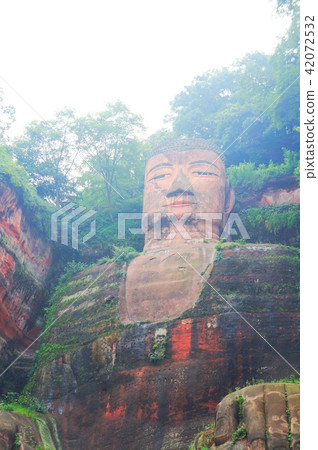 Leshan Big Buddha statue 42072532