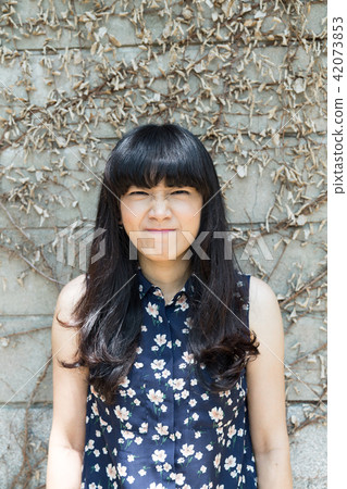 Asian Taiwan Taichung Fog Peak Guangfu New Village Beauty Woman like Chinese style woman portrait tailoring machine playful anger Asian Taiwan Taichung Fog Peak Guangfu New Village Beauty Woman like Chinese style woman portrait tailoring machine playful anger 42073853