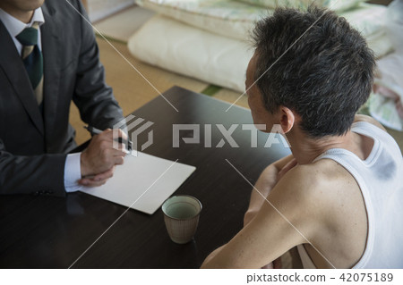 Case worker Case worker 42075189