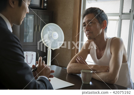 Case worker Case worker 42075192