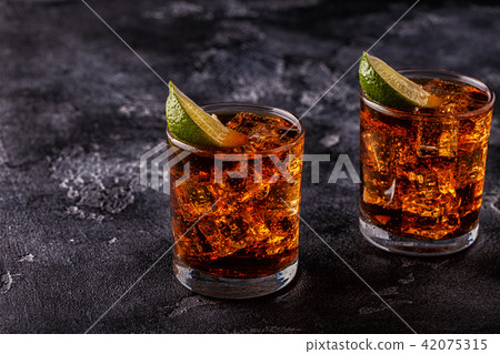 Rum and Cola Cuba Libre with Lime and Ice 42075315