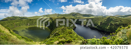 Lagoa Negra and Lagoa Comprida, Flores island Lagoa Negra and Lagoa Comprida, Flores island 42079378
