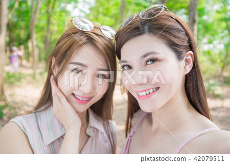 two beauty women selfie happily 42079511