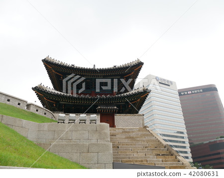 Seoul Namdaemun 42080631