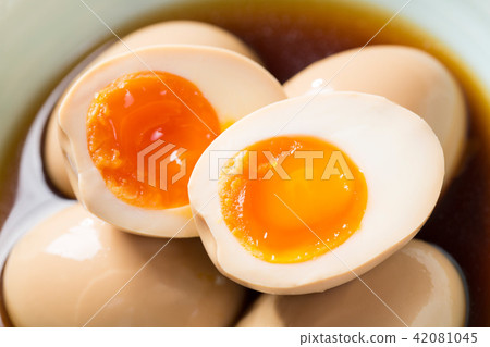 一個煮雞蛋 一個煮雞蛋 42081045