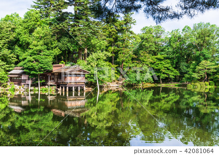 Kanazawa Kenrokuen Uchibashi Tei 42081064