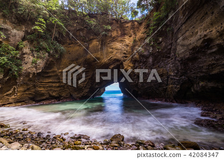 （靜岡縣）下田市Tabi Ryugaku洞穴 42084347