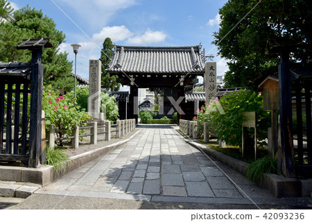 Oshirinji gates Oshirinji gates 42093236