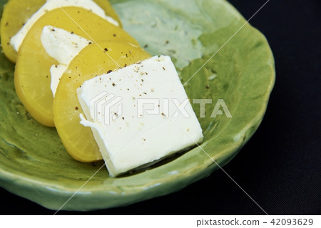 自製吸煙(Takuan)和奶油芝士的形象 自製吸煙(Takuan)和奶油芝士的形象 42093629