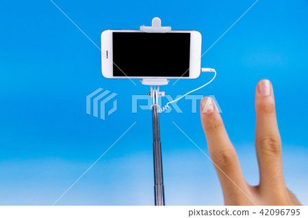 Self-portrait image Smartphone Self-shooting stick Self-portrait image Smartphone Self-shooting stick 42096795