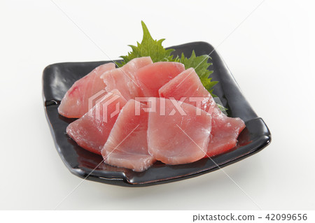 Tuna cut off Tuna cut off 42099656