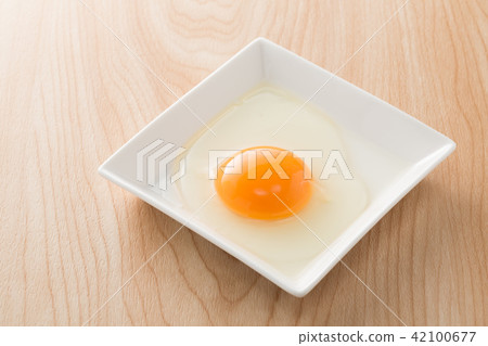 An egg 42100677