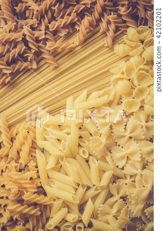 Mix of pasta Mix of pasta 42102201