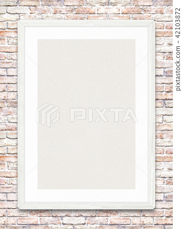Background - Frame 42103872