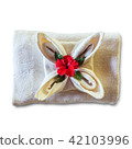 White towel with red Chinese rose. 42103996