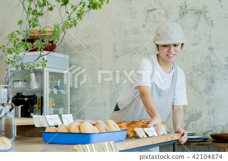Baker Baker 42104874