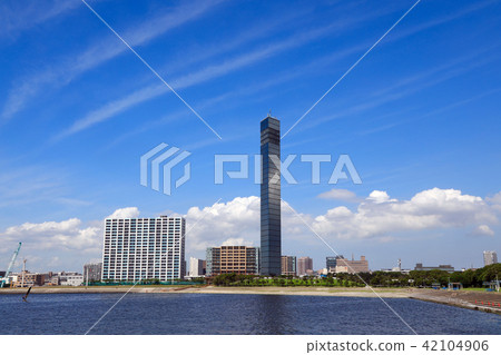 Chiba port tower and summer sky: July 42104906
