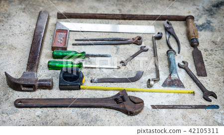 Old Tools 42105311