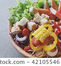 salad, tomato, egg 42105546