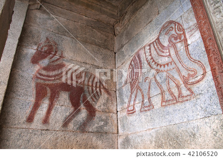 Drawings at Gomateshwara temple, Vindhyagiri Hill Drawings at Gomateshwara temple, Vindhyagiri Hill 42106520