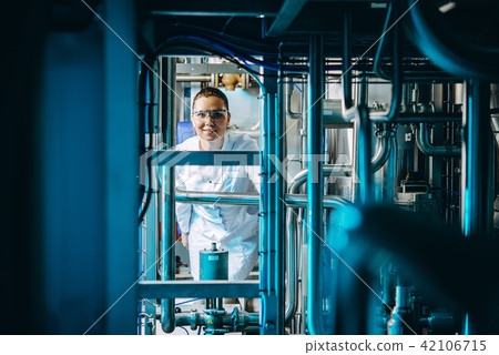 modern factory worker 42106715