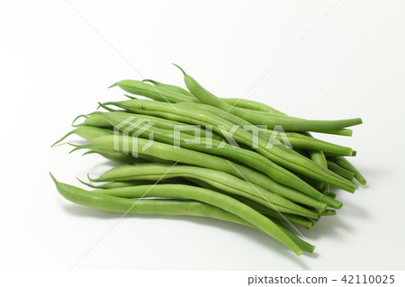 豆,菜園裡剛摘下的cow豆 豆,菜園裡剛摘下的cow豆 42110025