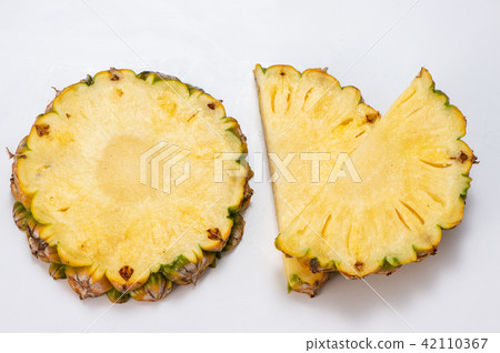 Feng pear heat-fed water fruit white bottom pineapple pineapple 42110367
