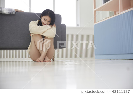 夫婦,新婚夫婦,夫婦,生活方式,每天,情人,愛 夫婦,新婚夫婦,夫婦,生活方式,每天,情人,愛 42111127