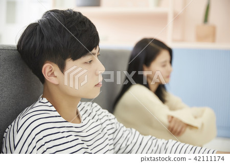Couple, newlyweds, couple, lifestyle, everyday, lover, love 42111174