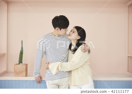 Couple, newlyweds, couple, lifestyle, everyday, lover, love 42111177
