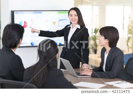 Business meeting Business meeting 42111473