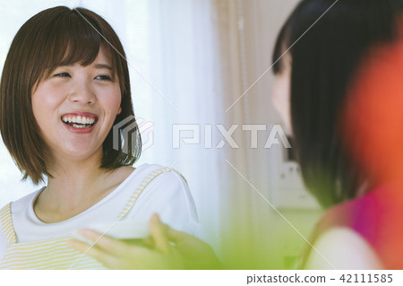 Woman cooking Woman cooking 42111585