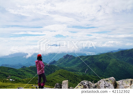 從Jinpu山觀看Mt. Ruzan 42112302