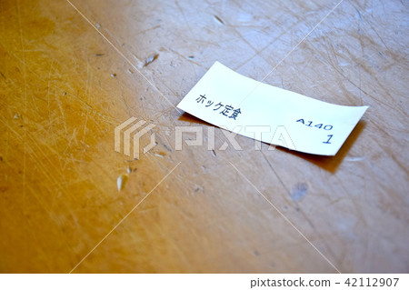 設置菜單的食物集合膳食 42112907