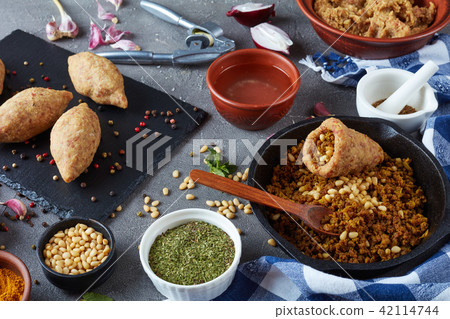 cooking a kibbeh on a kitchen cooking a kibbeh on a kitchen 42114744