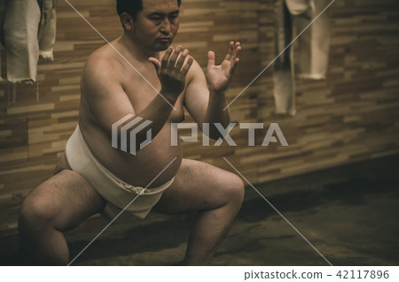 相撲 研修 訓練 42117896