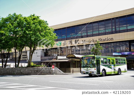 Iwate Station: JR Morioka Station East Exit Station Building and Route Bus 42119203