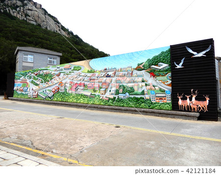 台湾马祖北竿乡塘岐村的一幅3D壁画 42121184