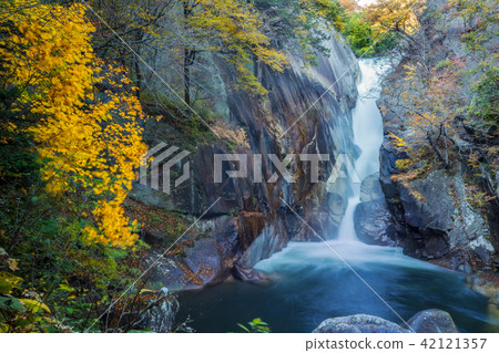 Shosenkyo / Seng Falls 42121357