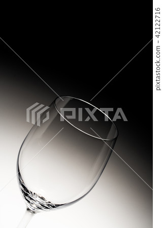 wine glass wine glass 42122716
