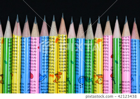 Colorful of graphite pencils in a row 42123438
