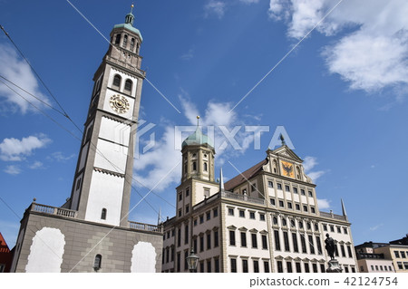 Perlach tower and city hall 42124754