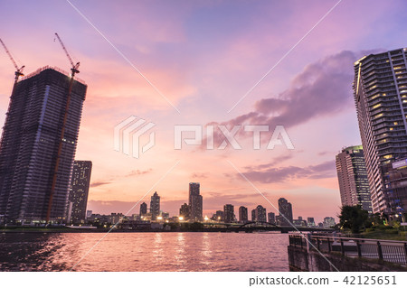 Harumi的天空在日落弄髒了 42125651