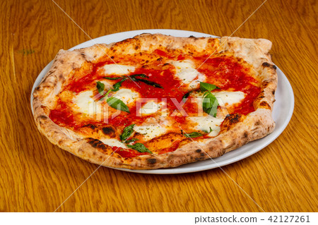 Pizza Margarita with cheese Pizza Margarita with cheese 42127261