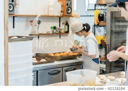 Baker Baker 42128284