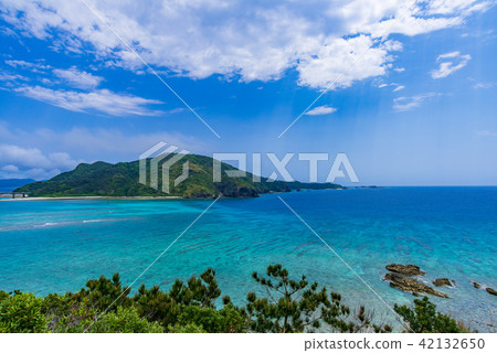 Scenery from Akajima Amagi Observatory in Okinawa Prefecture Scenery from Akajima Amagi Observatory in Okinawa Prefecture 42132650