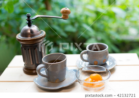 Coffee time 42132721