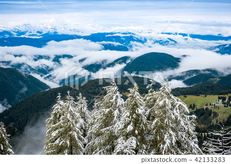 Mountain landscape after first snow Mountain landscape after first snow 42133283